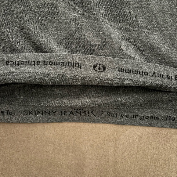 Lululemon Gray Long Sleeve Pattern Swiftly - Picture 3 of 5